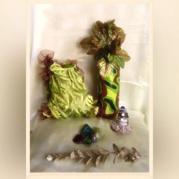 Hand Crafted Eternal Tree Gypsy Bottle Nature Vibes (Glass Bottle) - Picture 10 of 15